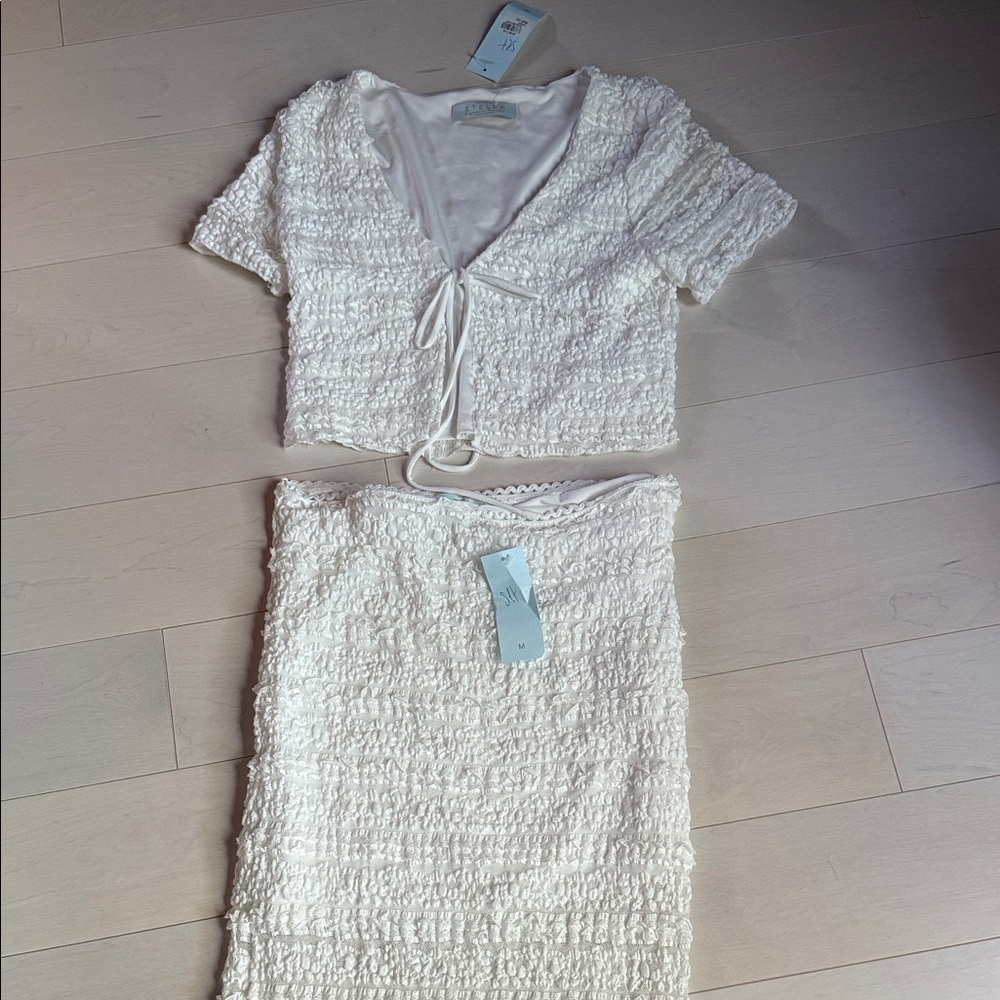 Stella Laguna Beach Cream Textured Midi Skirt Set